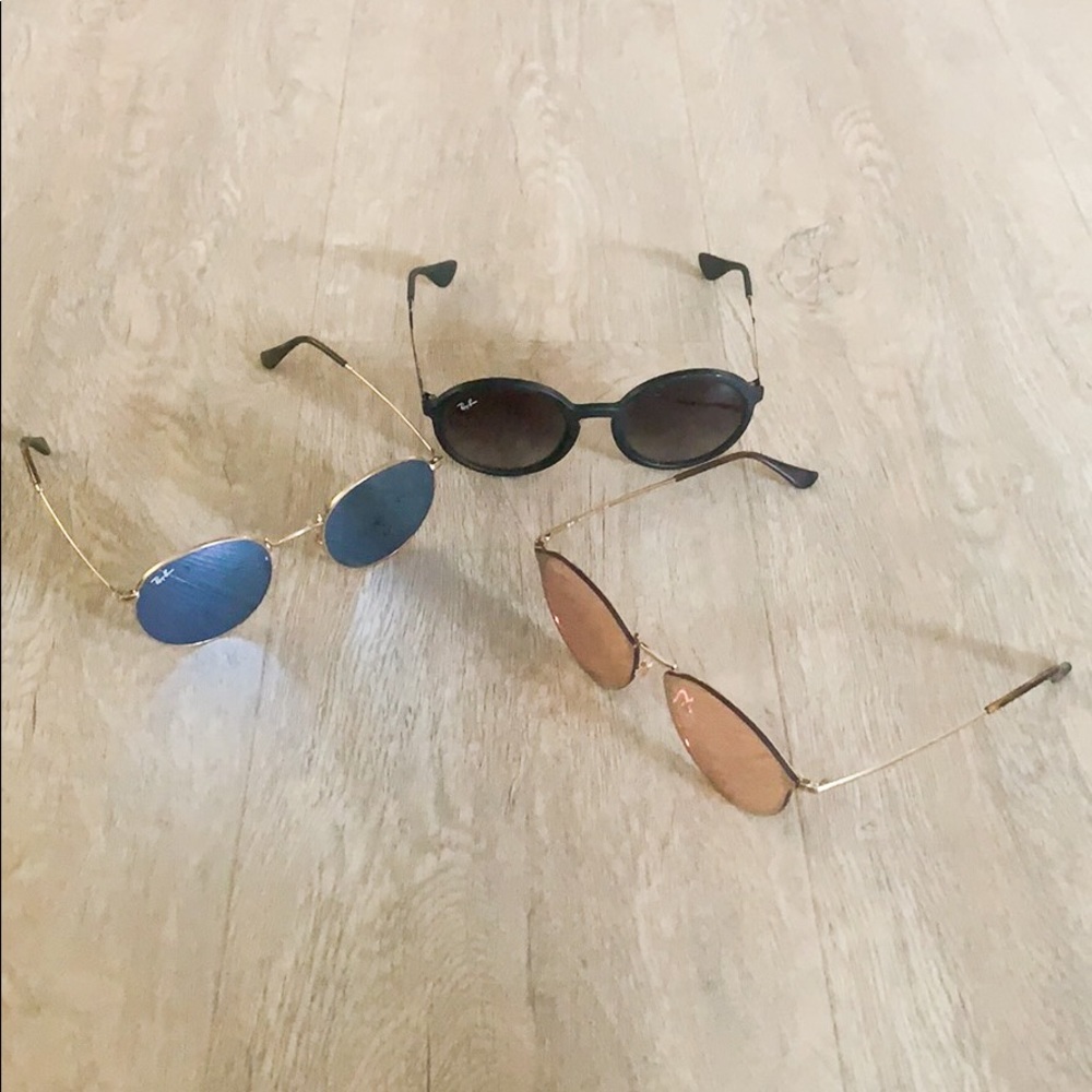 3 pair of Ray-Ban sunglasses